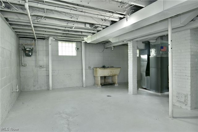 343 E Liberty Street, Girard, OH 44420