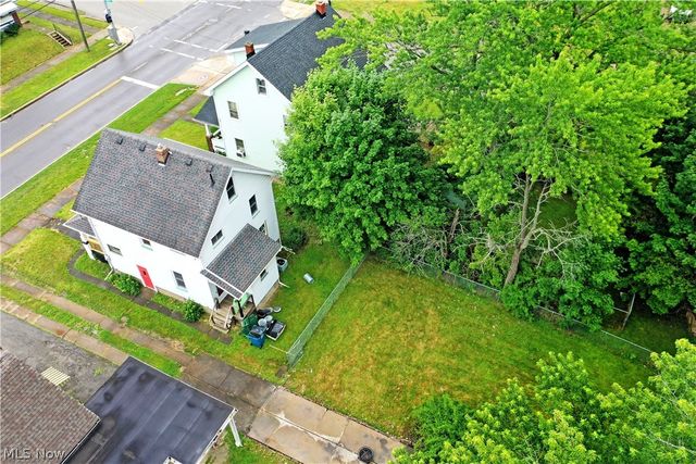 343 E Liberty Street, Girard, OH 44420