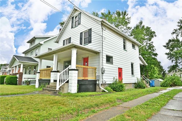 343 E Liberty Street, Girard, OH 44420
