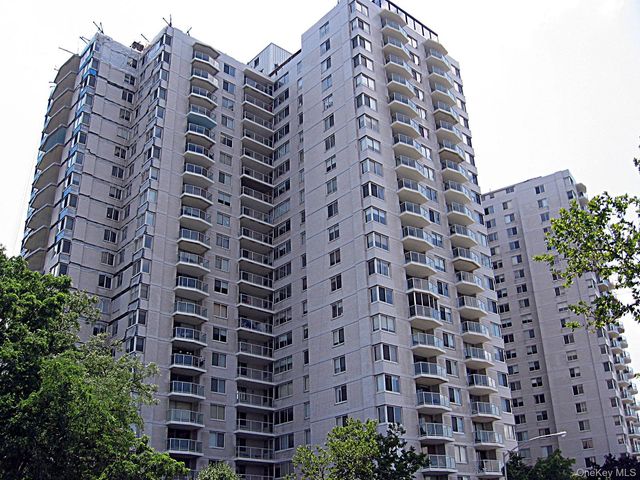 3333 Henry Hudson Parkway 5S, Bronx, NY 10463