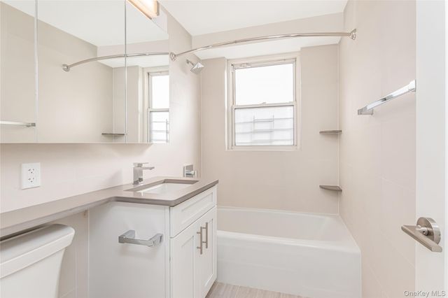 3333 Henry Hudson Parkway 5S, Bronx, NY 10463