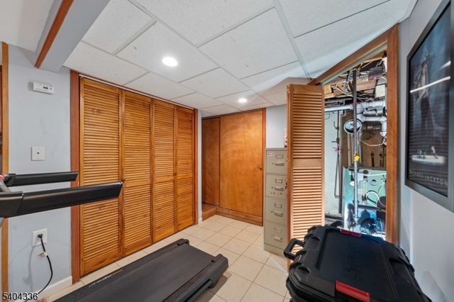 38 Pallant Ave, Linden City, NJ 07036