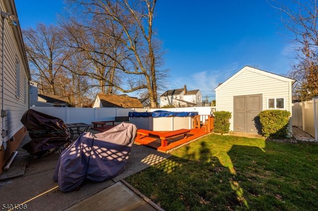 38 Pallant Ave, Linden City, NJ 07036