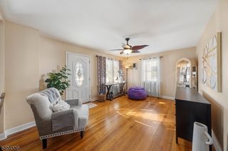 38 Pallant Ave, Linden City, NJ 07036