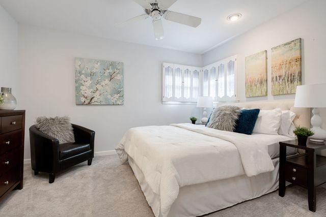 8929 National Avenue, Morton Grove, IL 60053