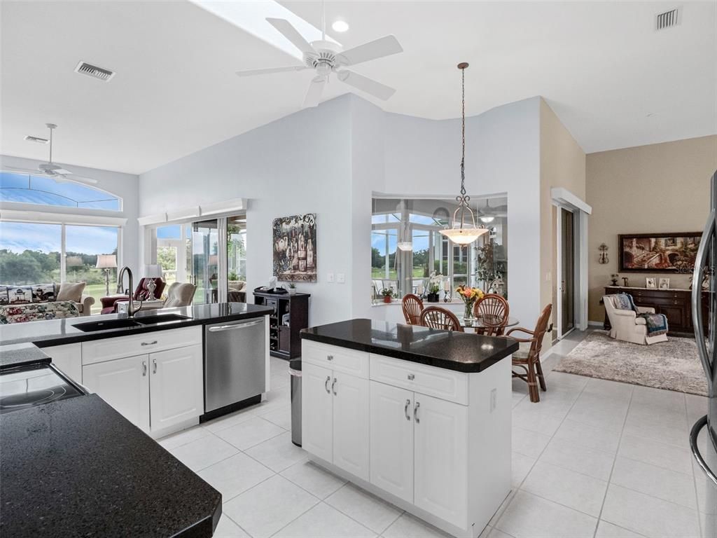 Image 12 of property listing at 5041 SAINT ANDREWS ARCADE, Leesburg, FL 34748