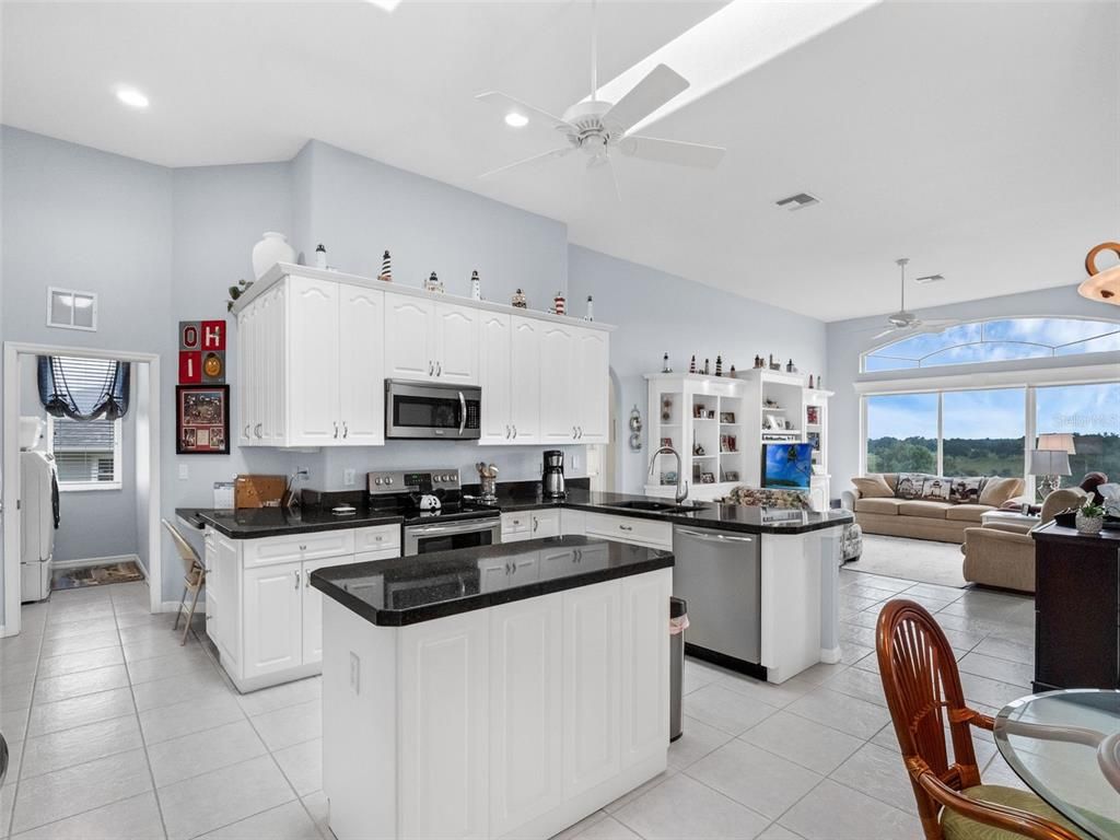 Image 13 of property listing at 5041 SAINT ANDREWS ARCADE, Leesburg, FL 34748