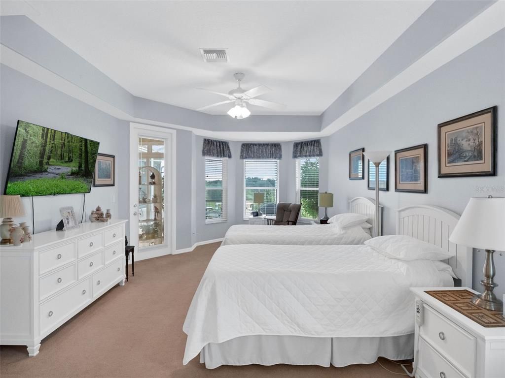 Image 20 of property listing at 5041 SAINT ANDREWS ARCADE, Leesburg, FL 34748