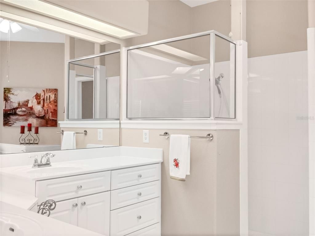 Image 24 of property listing at 5041 SAINT ANDREWS ARCADE, Leesburg, FL 34748
