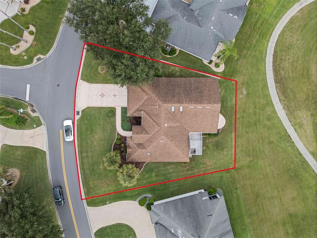 Image 45 of property listing at 5041 SAINT ANDREWS ARCADE, Leesburg, FL 34748