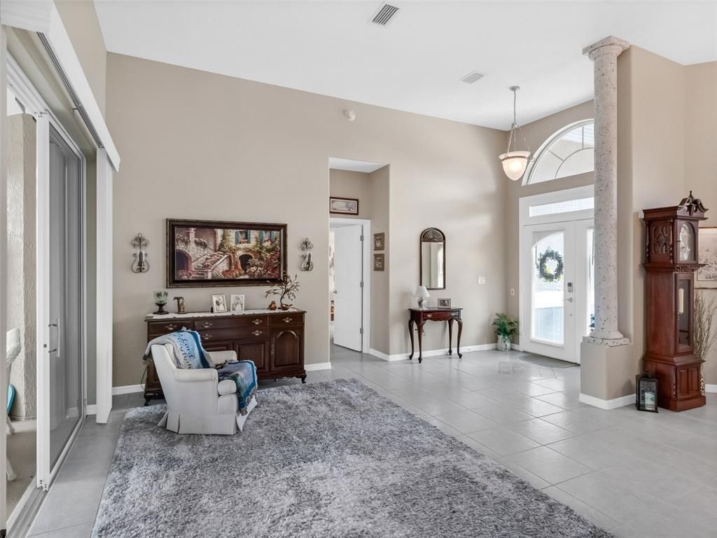 Image 6 of property listing at 5041 SAINT ANDREWS ARCADE, Leesburg, FL 34748