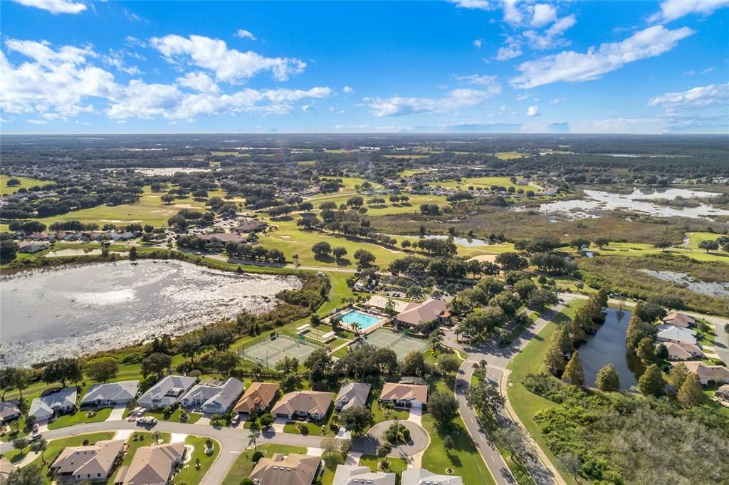 Image 75 of property listing at 5041 SAINT ANDREWS ARCADE, Leesburg, FL 34748