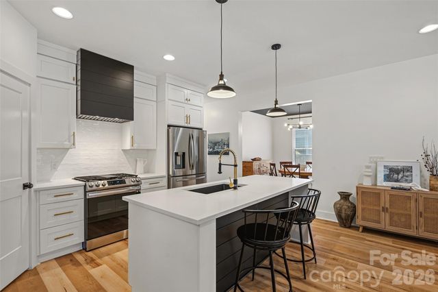 1642 Longfellow Street, Charlotte, NC 28205