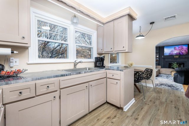 160 Fair Street, Bristol, CT 06010