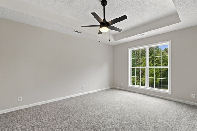 2275 Yeager Dr, Clarksville, TN 37040