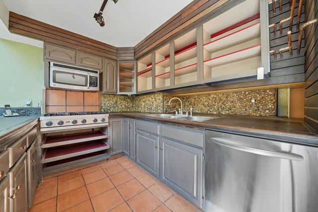 2400 Bald Mountain Rd, West Point, CA 95255