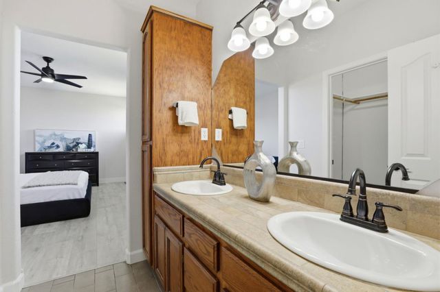 1461 El Cerro Drive, Hollister, CA 95023