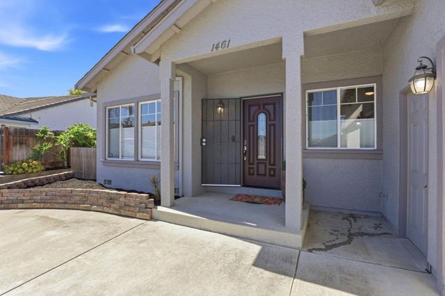 1461 El Cerro Drive, Hollister, CA 95023