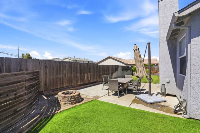 1461 El Cerro Drive, Hollister, CA 95023