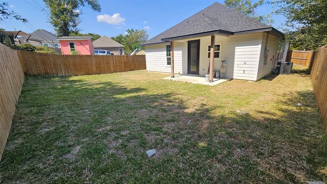 2510 Camel Court, Dallas, TX 75241