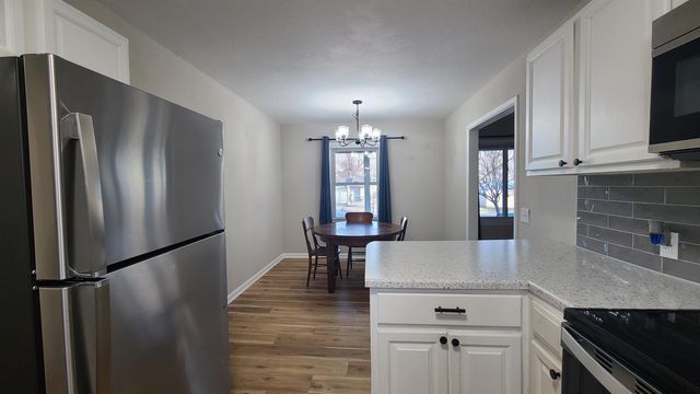 1923 Robbins St, Augusta, KS 67010