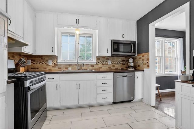 14112 W 92nd Terrace, Lenexa, KS 66215