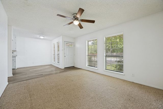 808 W Belden Street 806, Sherman, TX 75092