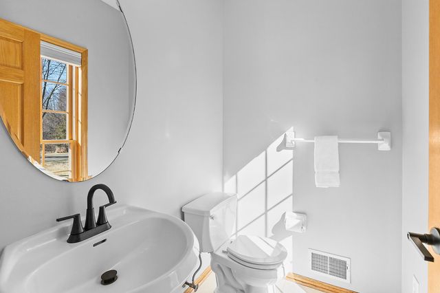 14216 Isanti Street NE, Ham Lake, MN 55304