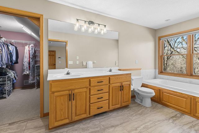 14216 Isanti Street NE, Ham Lake, MN 55304