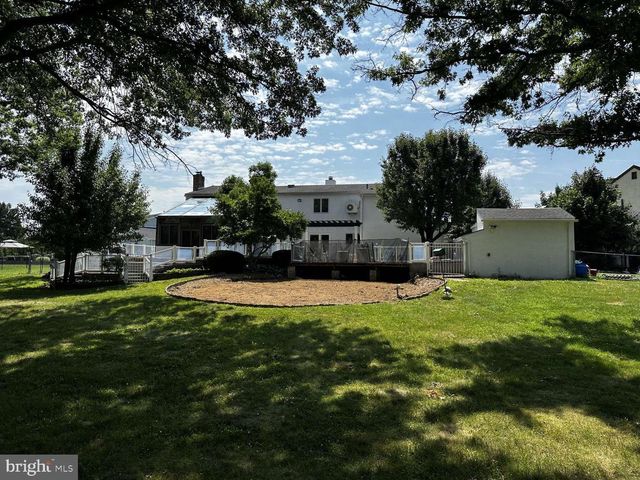 222 VERMEER DR, Feasterville Trevose, PA 19053