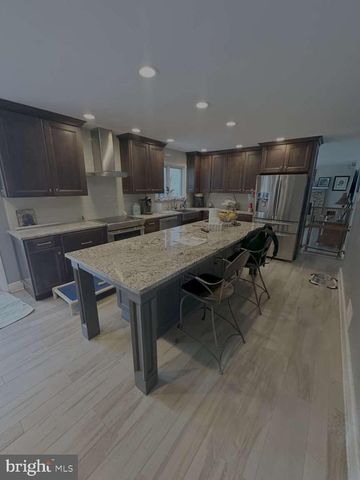 222 VERMEER DR, Feasterville Trevose, PA 19053
