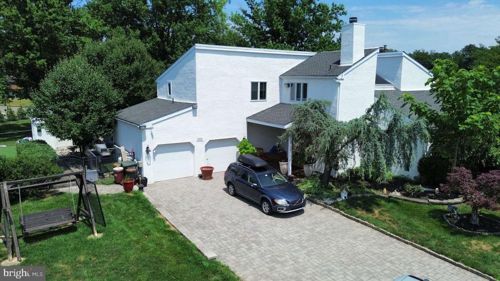 222 VERMEER DR, Feasterville Trevose, PA 19053