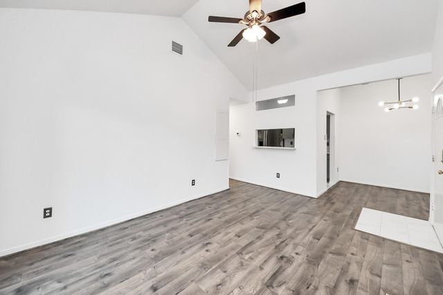 3500 Tangle Brush Drive 1, The Woodlands, TX 77381