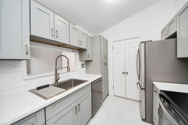 3500 Tangle Brush Drive 1, The Woodlands, TX 77381