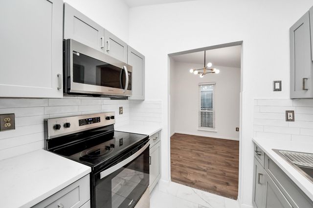 3500 Tangle Brush Drive 1, The Woodlands, TX 77381