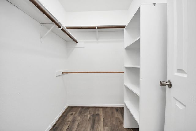 3500 Tangle Brush Drive 1, The Woodlands, TX 77381