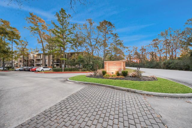 3500 Tangle Brush Drive 1, The Woodlands, TX 77381