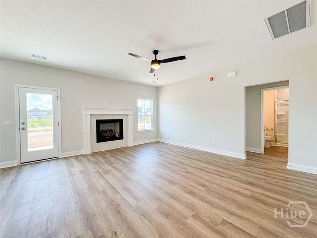 185 Boundary Hall Way, Hinesville, GA 31313