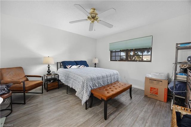 1513 Edgewater CIR, Fort Myers, FL 33919
