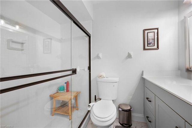 1513 Edgewater CIR, Fort Myers, FL 33919