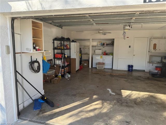 1513 Edgewater CIR, Fort Myers, FL 33919