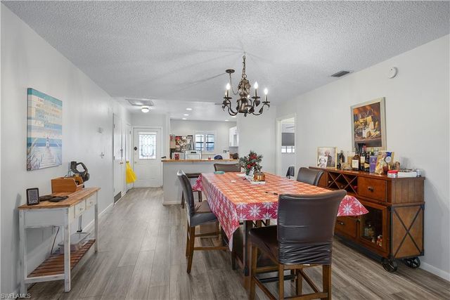 1513 Edgewater CIR, Fort Myers, FL 33919