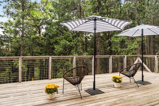 6742 Diamond Dr, Pollock Pines, CA 95726