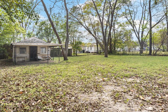 1069 Chestnut Street, Orangeburg, SC 29115