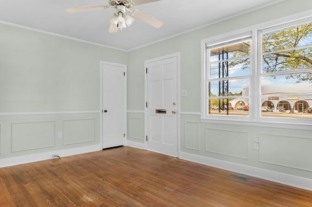 1069 Chestnut Street, Orangeburg, SC 29115