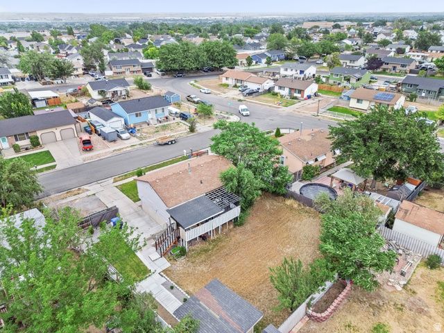 8129 W ARMORIDGE LN, Magna, UT 84044