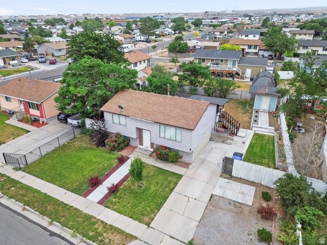 8129 W ARMORIDGE LN, Magna, UT 84044