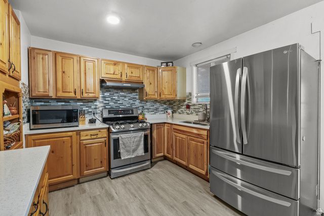 8129 W ARMORIDGE LN, Magna, UT 84044