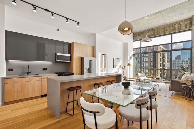 321 S Sangamon Street 908, Chicago, IL 60607