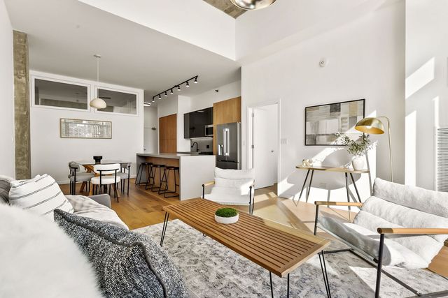 321 S Sangamon Street 908, Chicago, IL 60607